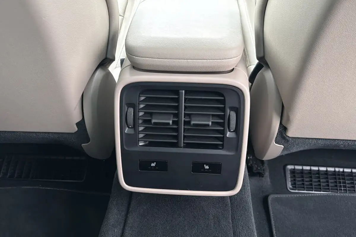 2021-porsche-taycan-e-4s-571ps-performance-battery-plus-big-41