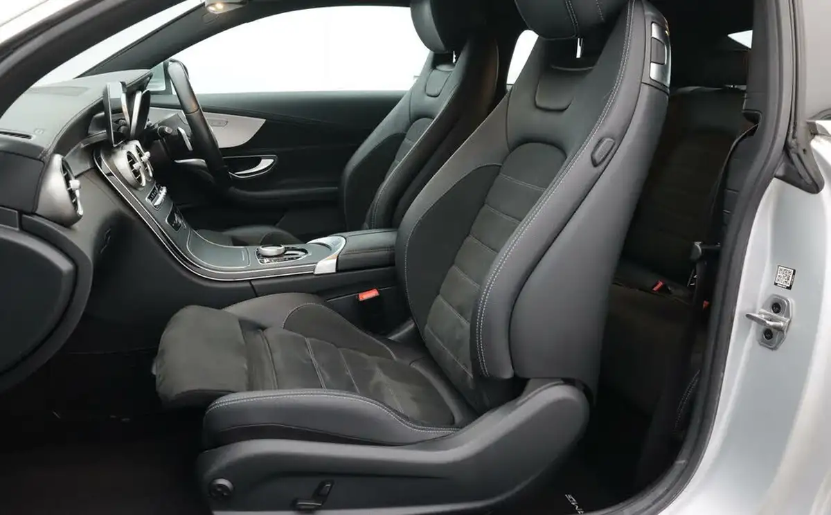 2019-mercedes-benz-c-class-20-c300-amg-line-coupe-2d-big-14