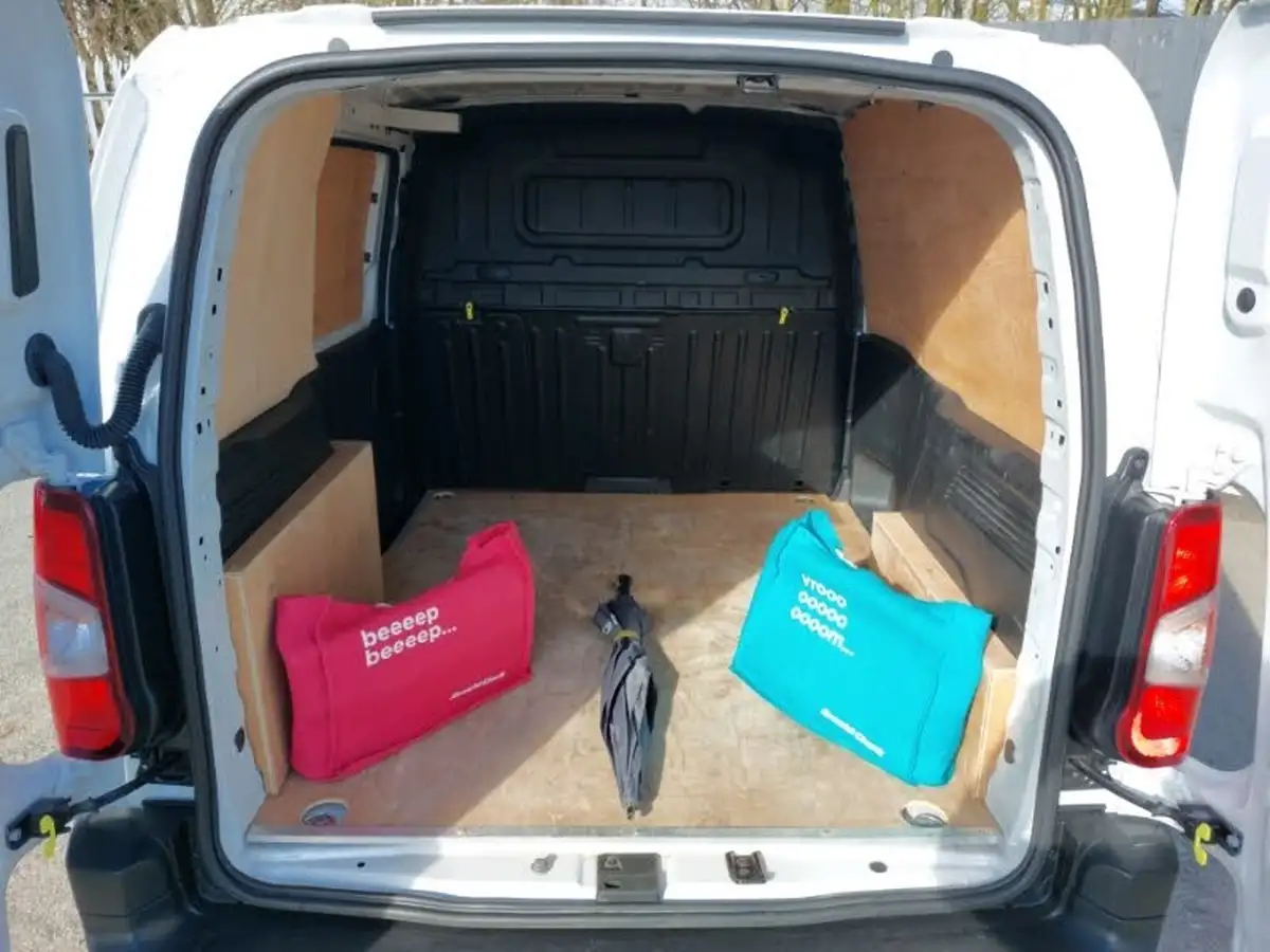 2023-citroen-berlingo-15-bluehdi-1000-enterprise-edition-100pseu6d-big-7