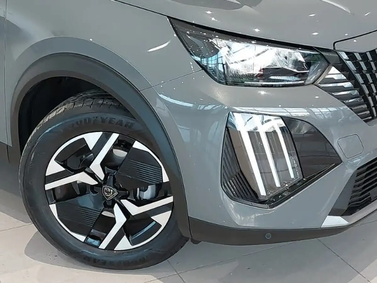 2024-peugeot-2008-suv-12-puretech-allure-130ps-big-8