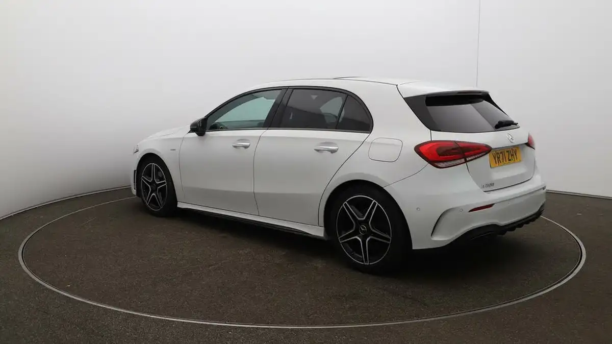 2021-mercedes-benz-a-class-13-a200-amg-line-premium-plus-edition-hatchback-5d-7g-dct-big-5