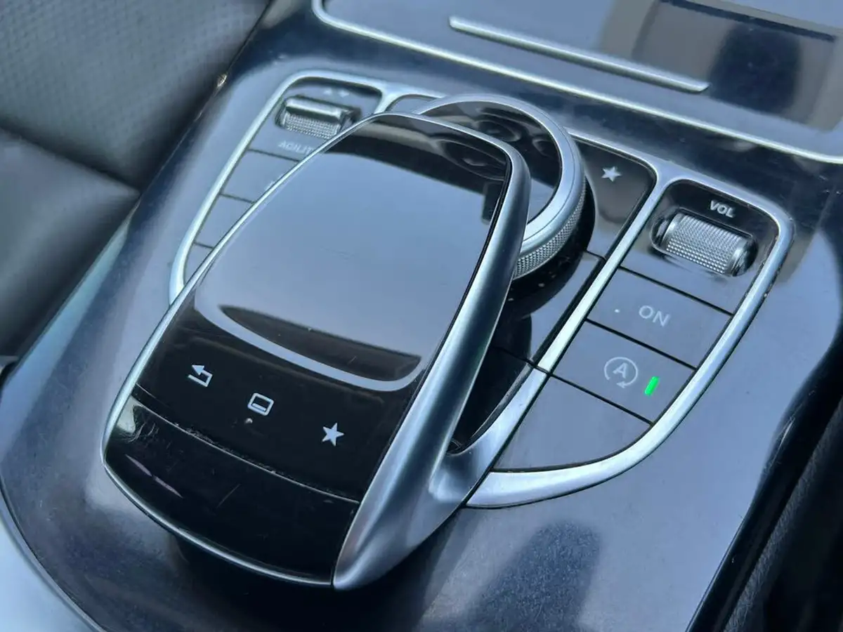2015-mercedes-benz-c-class-21cdi-c250-sport-ss-saloon-4d-big-5
