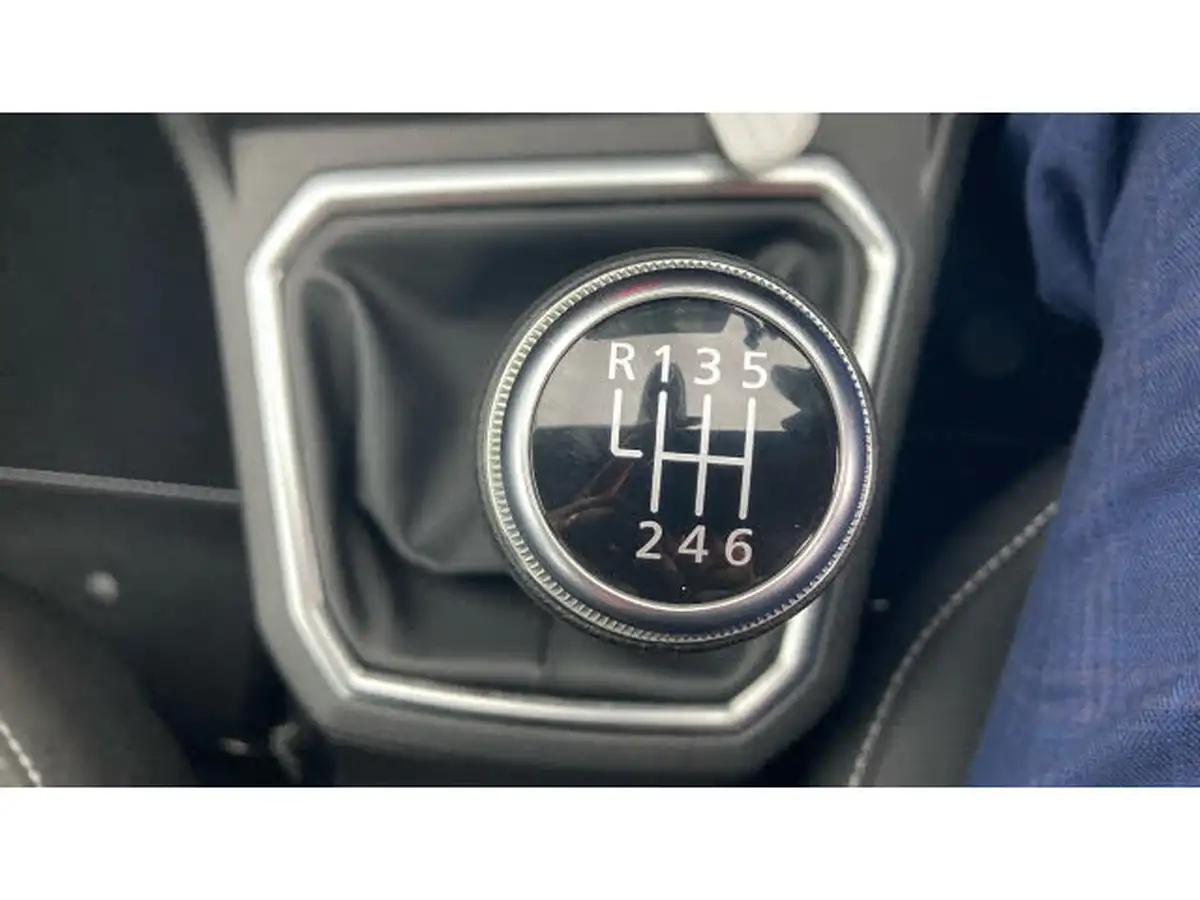 2021-dacia-sandero-10-tce-comfort-90bhp-big-31
