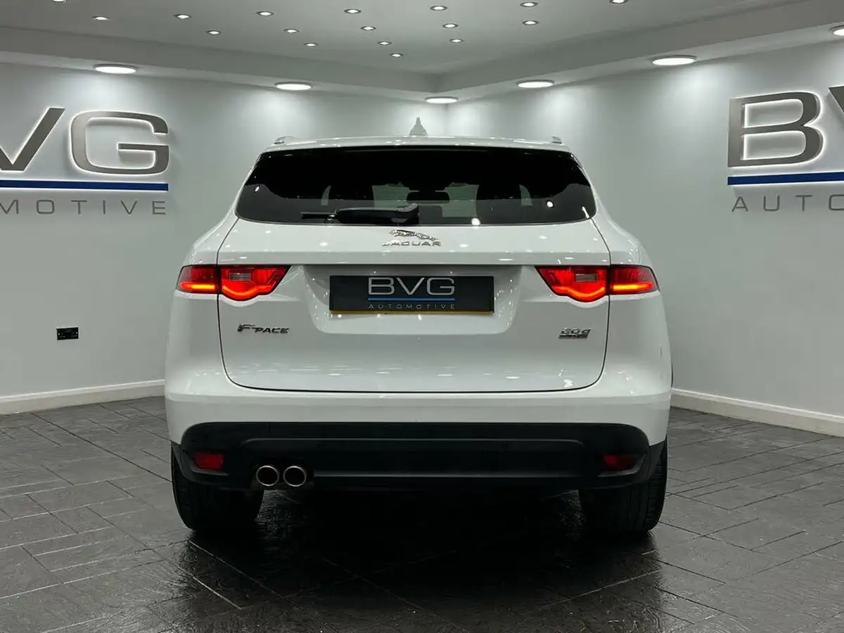 2017-jaguar-f-pace-20-i4d-prestige-180ps-awd-auto-big-7