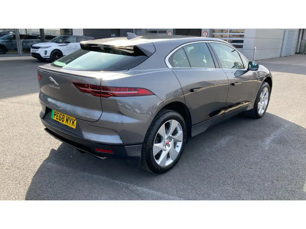 2018-jaguar-i-pace-ev400-se-big-37