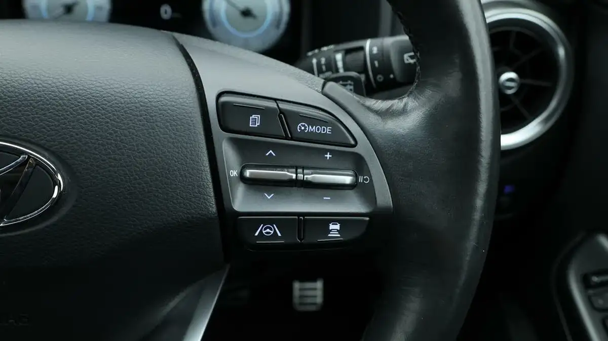 2022-hyundai-kona-e-ultimate-big-27
