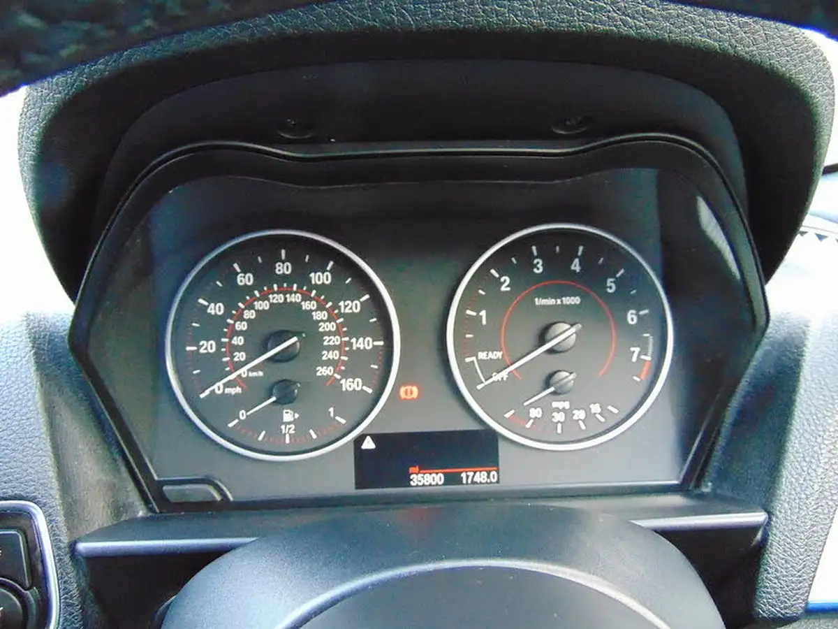2016-bmw-1-series-15-118i-m-sport-5d-big-24
