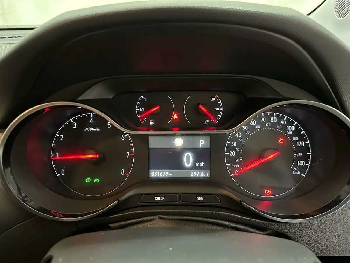 2020-vauxhall-crossland-x-12-elite-130ps-turbo-auto-big-11