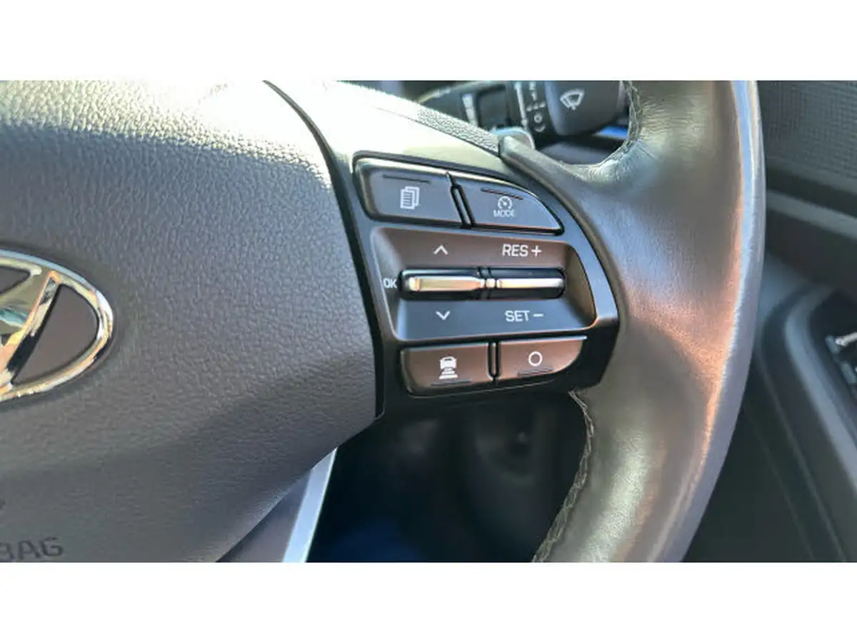 2018-hyundai-ioniq-16-gdi-premium-hybrid-big-28