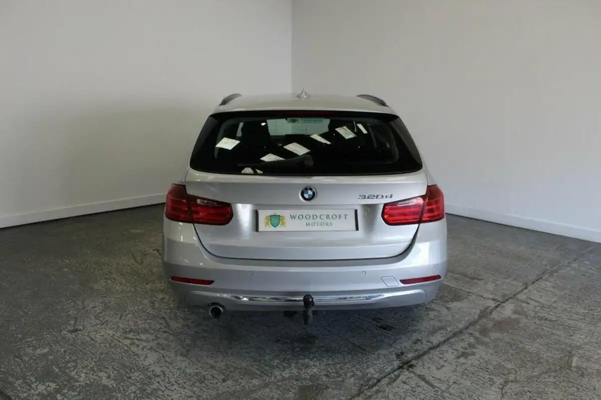 2013-bmw-3-series-20td-320d-luxury-184bhp-ss-touring-5d-auto-big-9