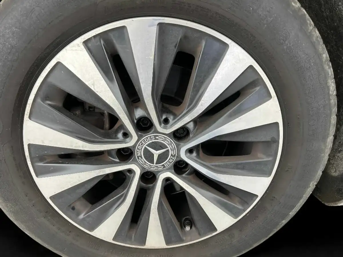 2020-mercedes-benz-a-class-13-a180-se-big-13
