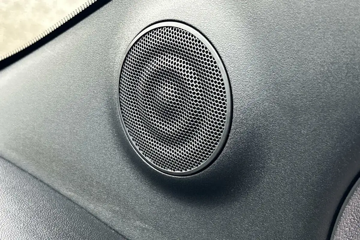 2024-fiat-500-10-big-22