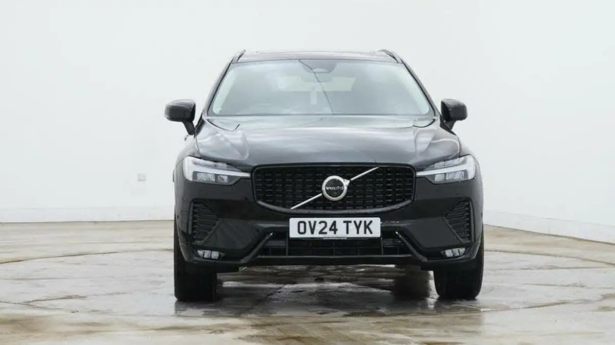 2024-volvo-xc60-20-b5-ultimate-big-10