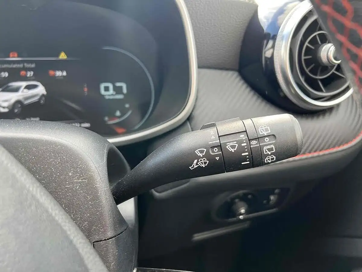 2021-mg-zs-suv-15-vti-tech-exclusive-big-36