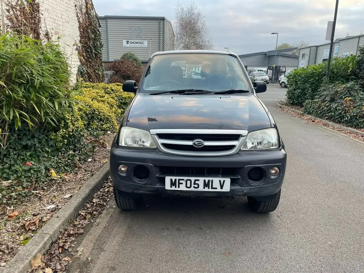 2005-daihatsu-terios-13-tracker-big-27