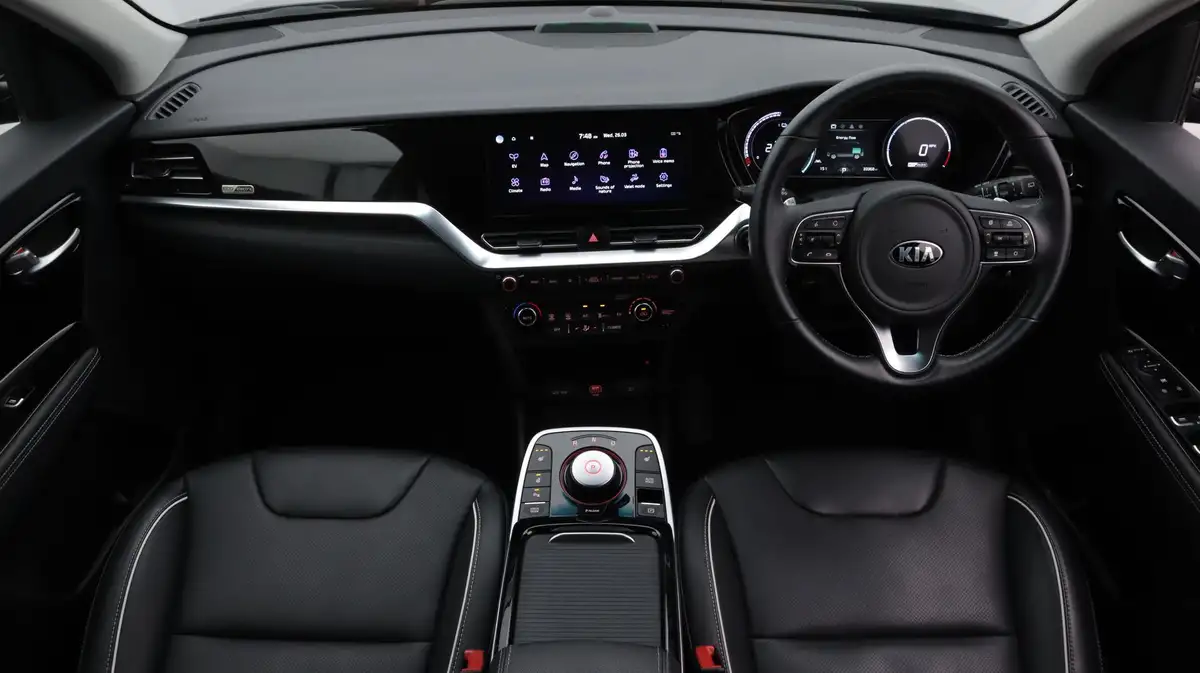 2021-kia-e-niro-ev-3-big-13