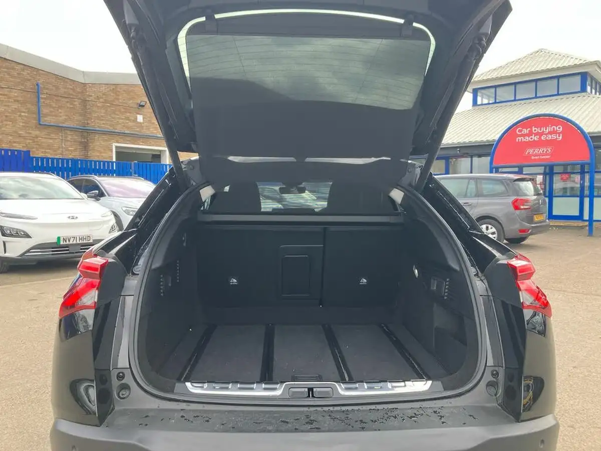 2023-citroen-c5-x-12-puretech-shine-plus-big-22