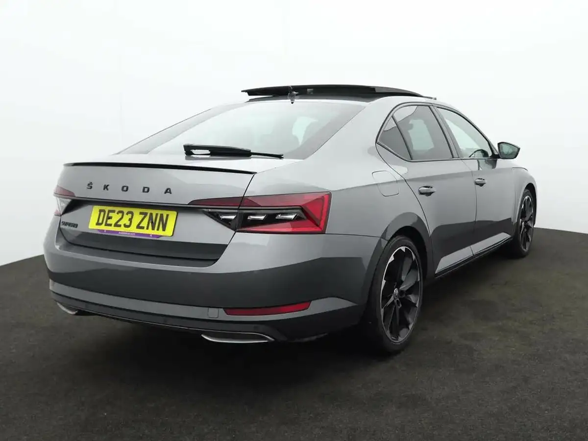 2023-skoda-superb-20-tsi-sportline-plus-190ps-hatchback-big-5