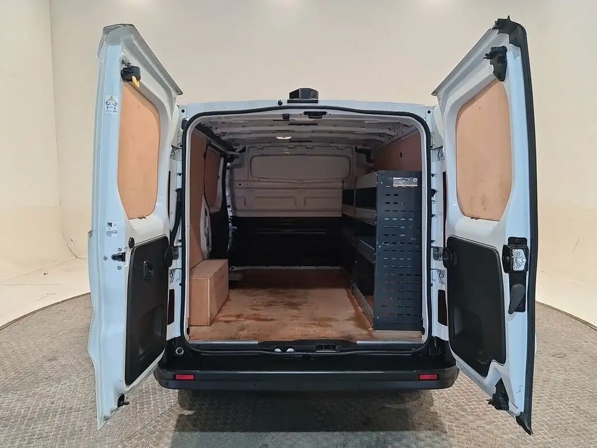 2021-renault-trafic-20dci-sl30-energy-120-business-panel-big-23
