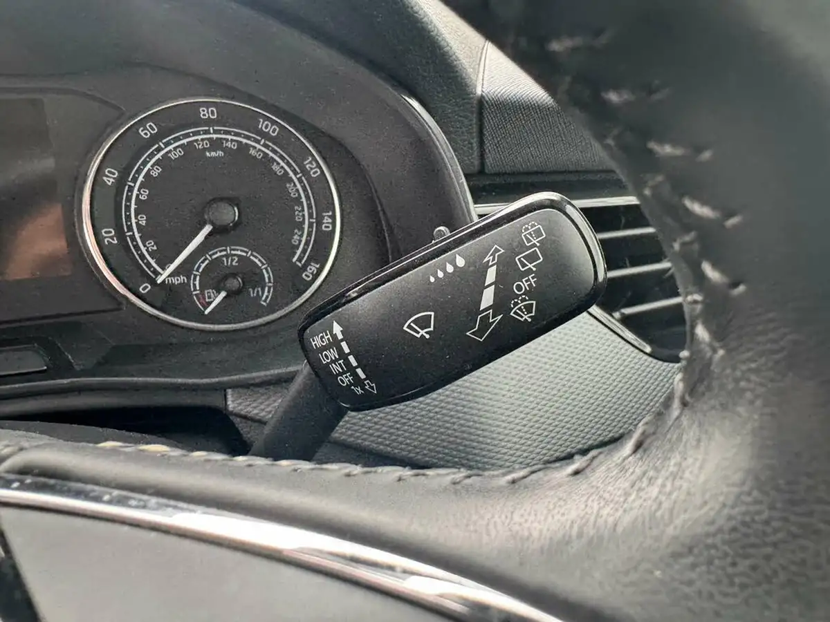 2020-skoda-kamiq-15-tsi-se-big-24