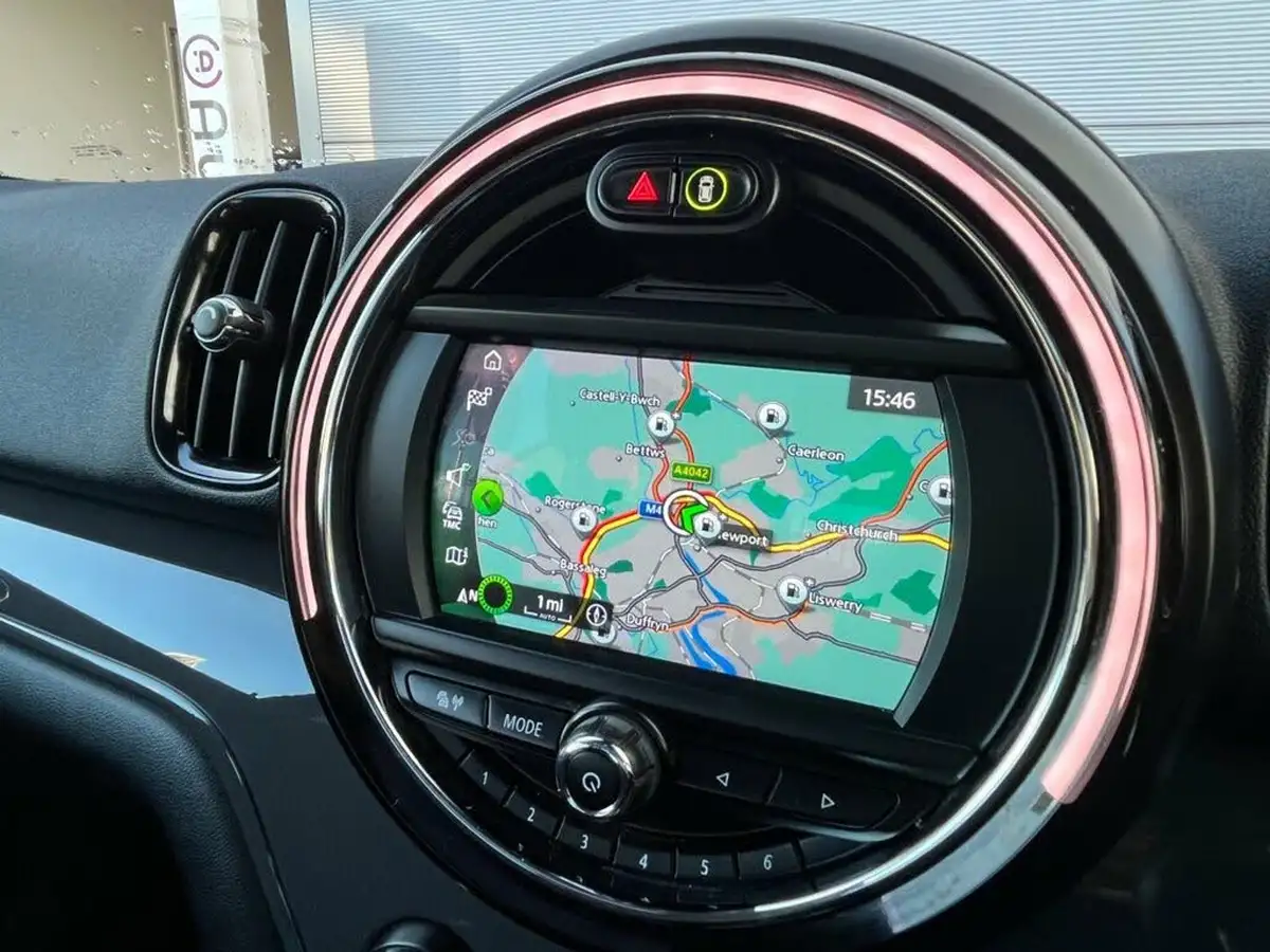 2018-mini-countryman-15-cooper-ss-big-13
