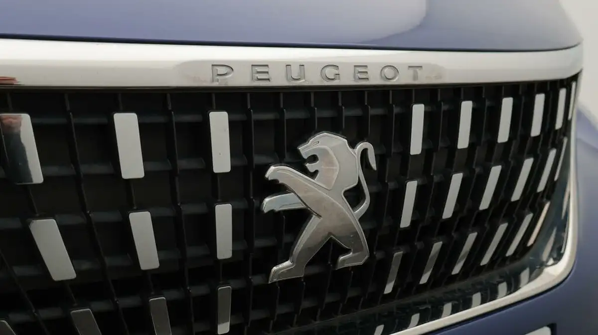 2019-peugeot-3008-suv-12-puretech-allure-big-22
