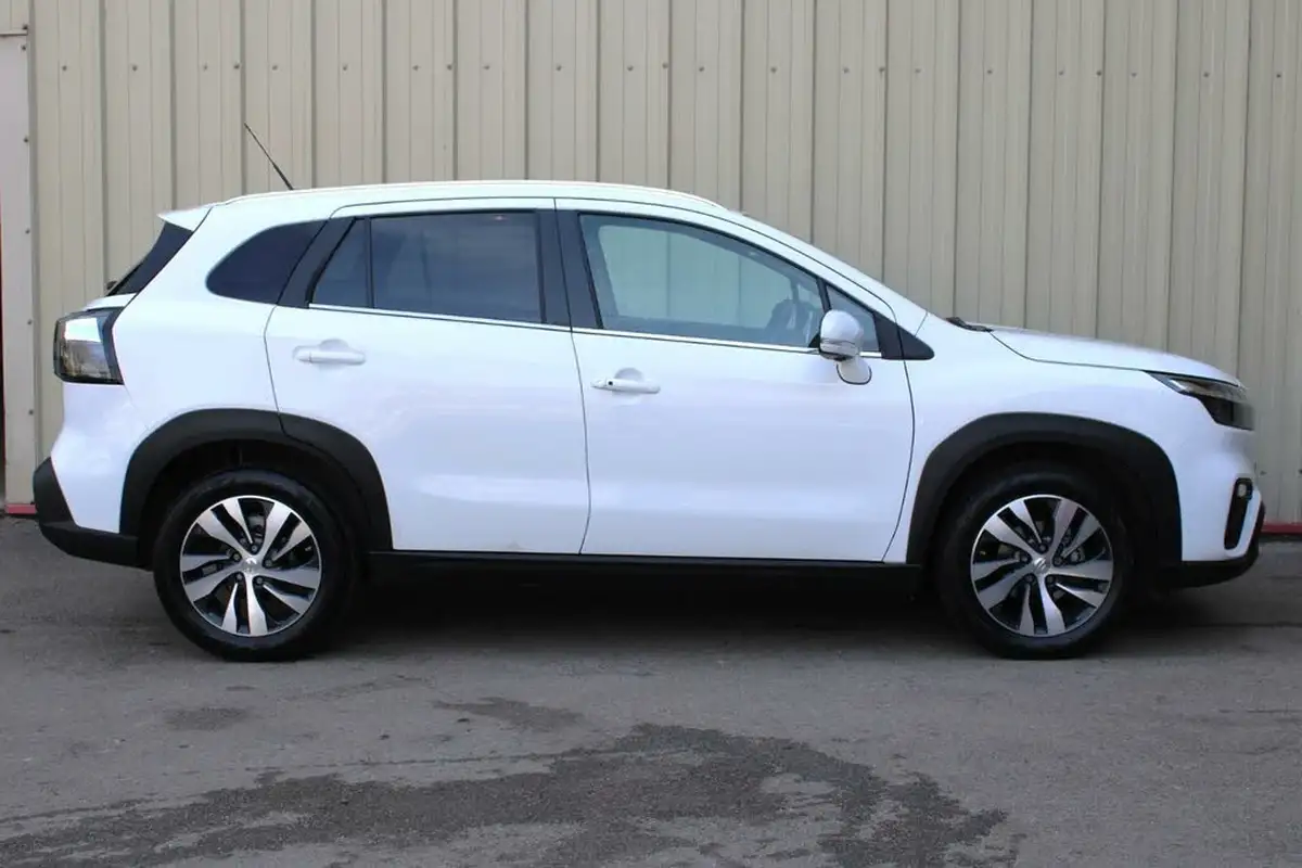 2024-suzuki-s-cross-14-boosterjet-ultra-big-2