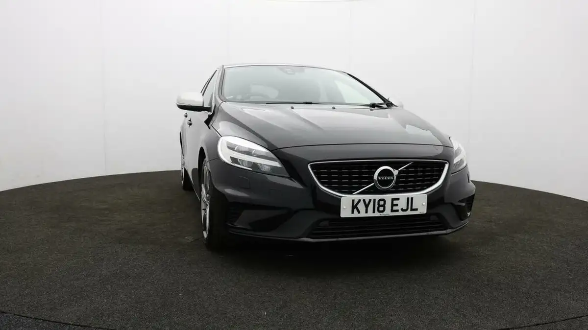 2018-volvo-v40-20td-d3-r-design-pro-big-44