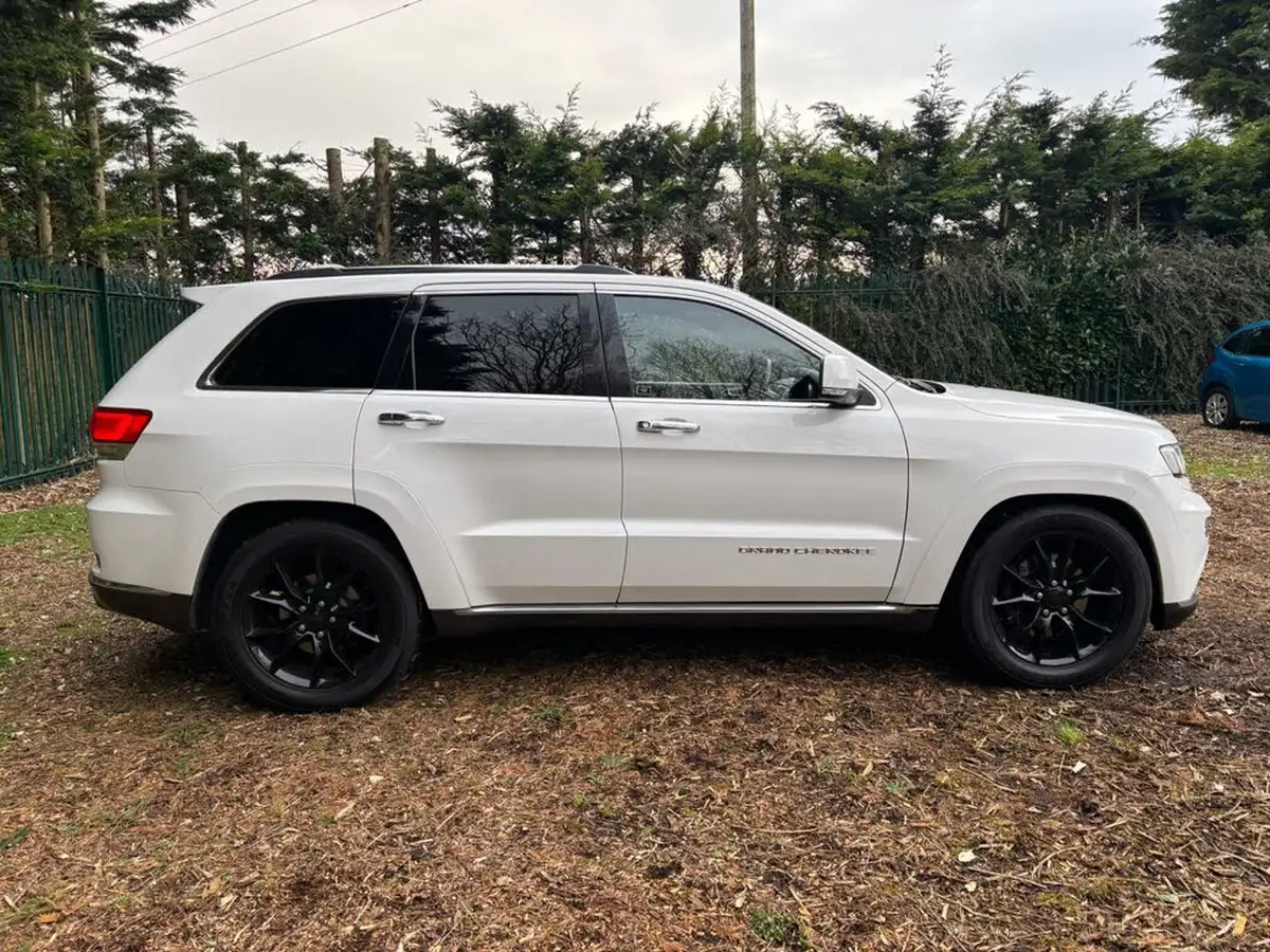 2015-jeep-grand-cherokee-30crd-summit-big-7