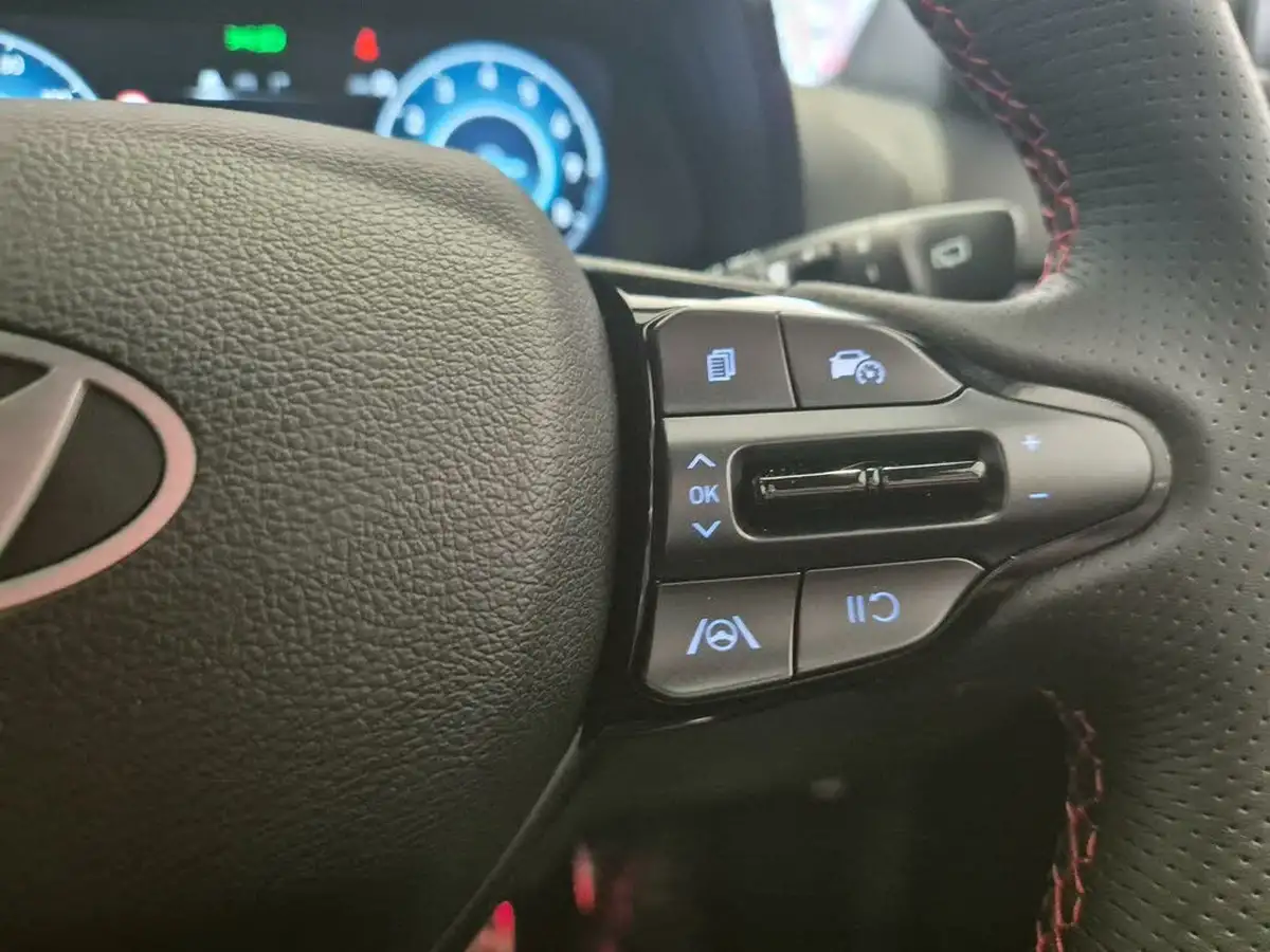 2024-hyundai-i20-10-t-gdi-n-line-s-big-25