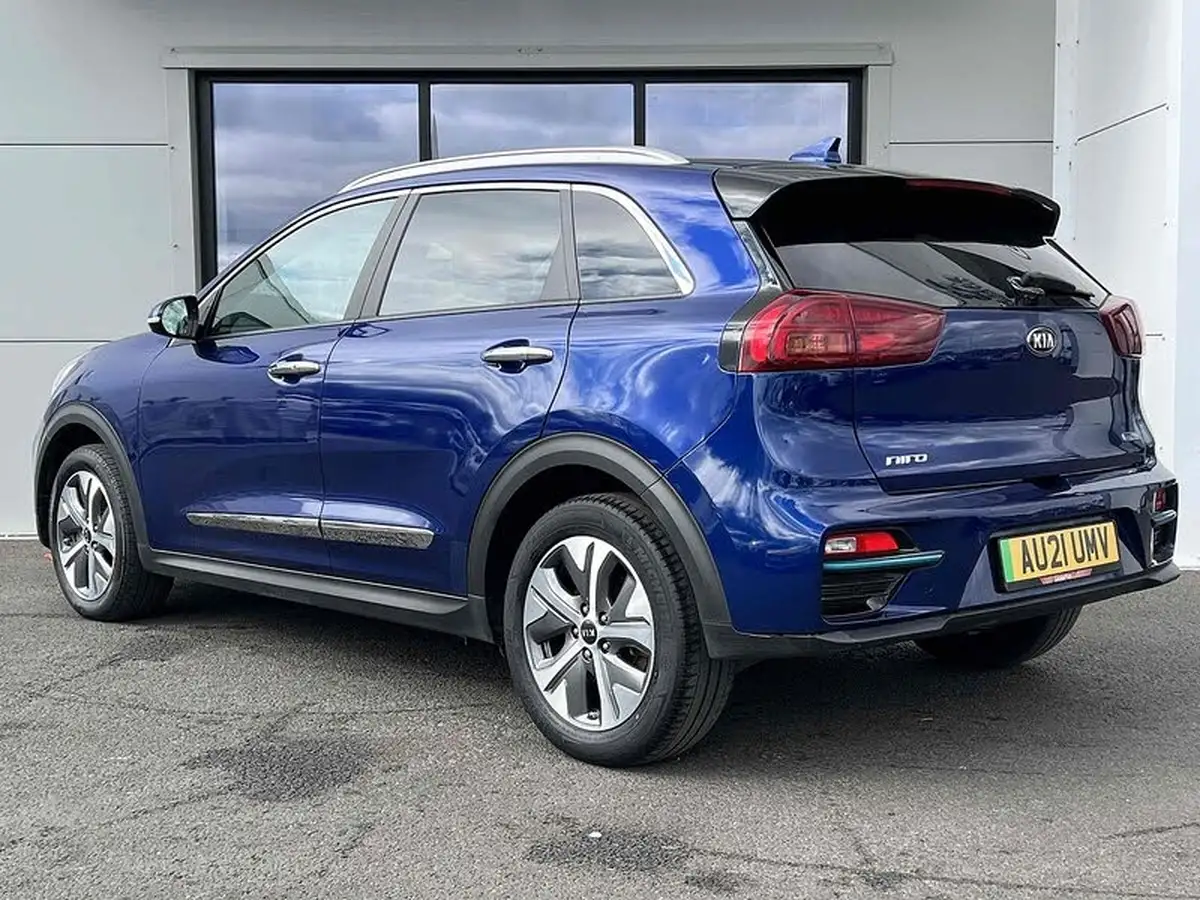 2021-kia-e-niro-ev-4-big-15