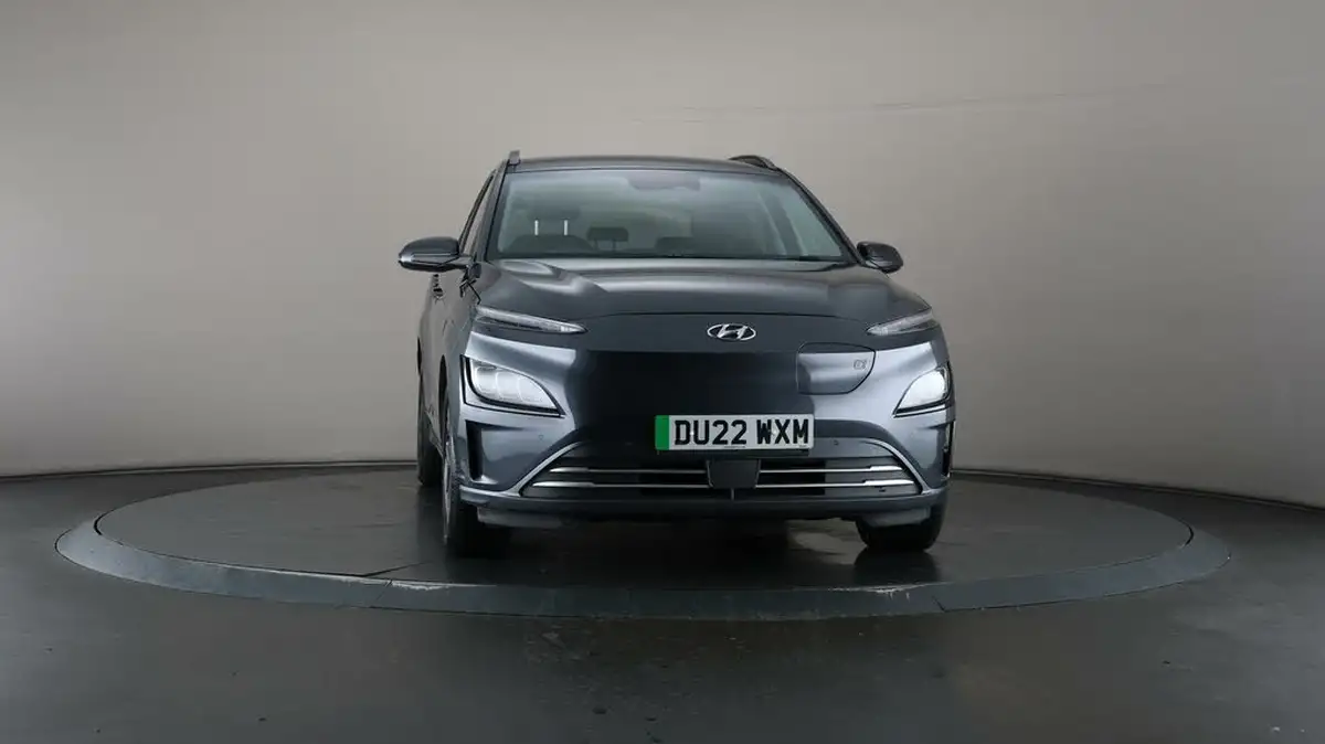 2022-hyundai-kona-e-premium-204ps-64kwh-7kw-obc-big-48