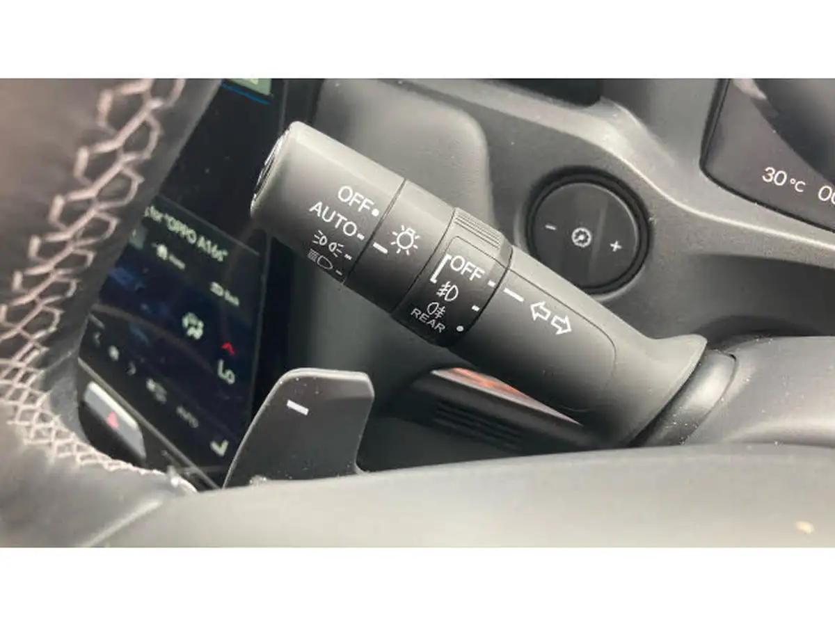 2024-honda-eny1-e-advance-big-17
