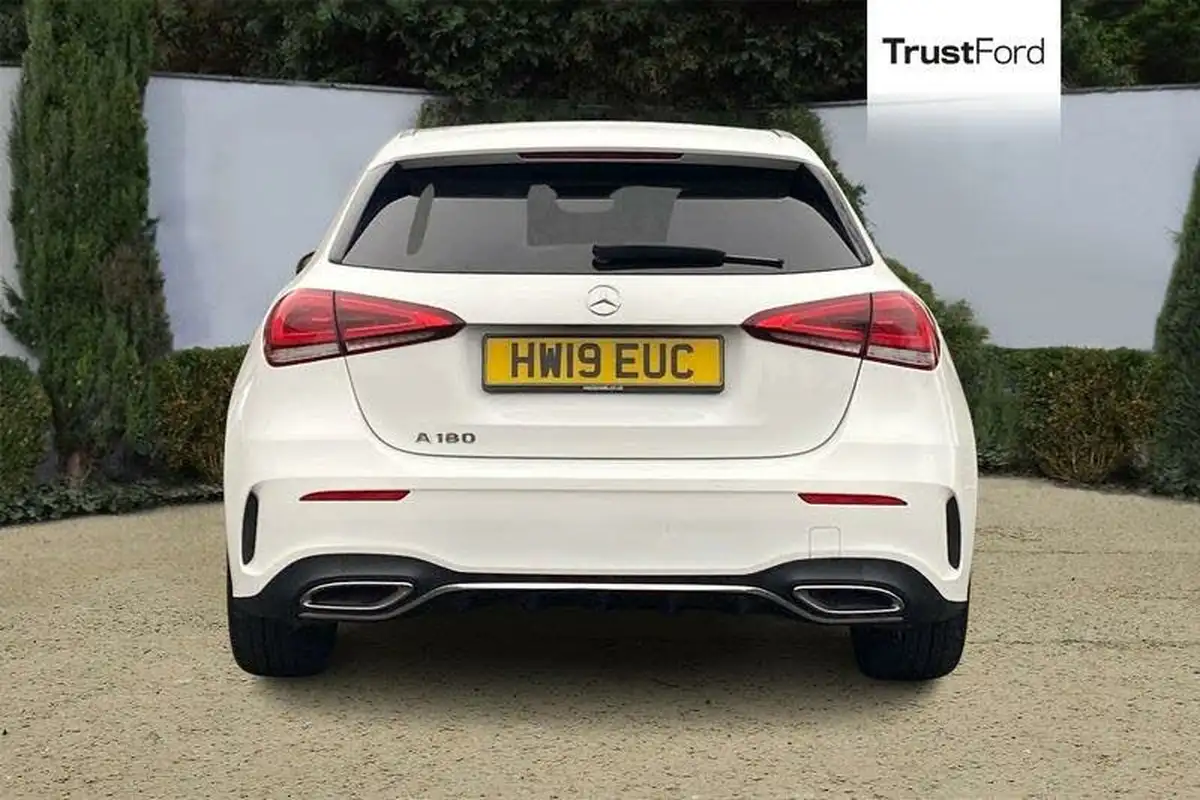 2019-mercedes-benz-a-class-13-a180-amg-line-hatchback-5d-big-6