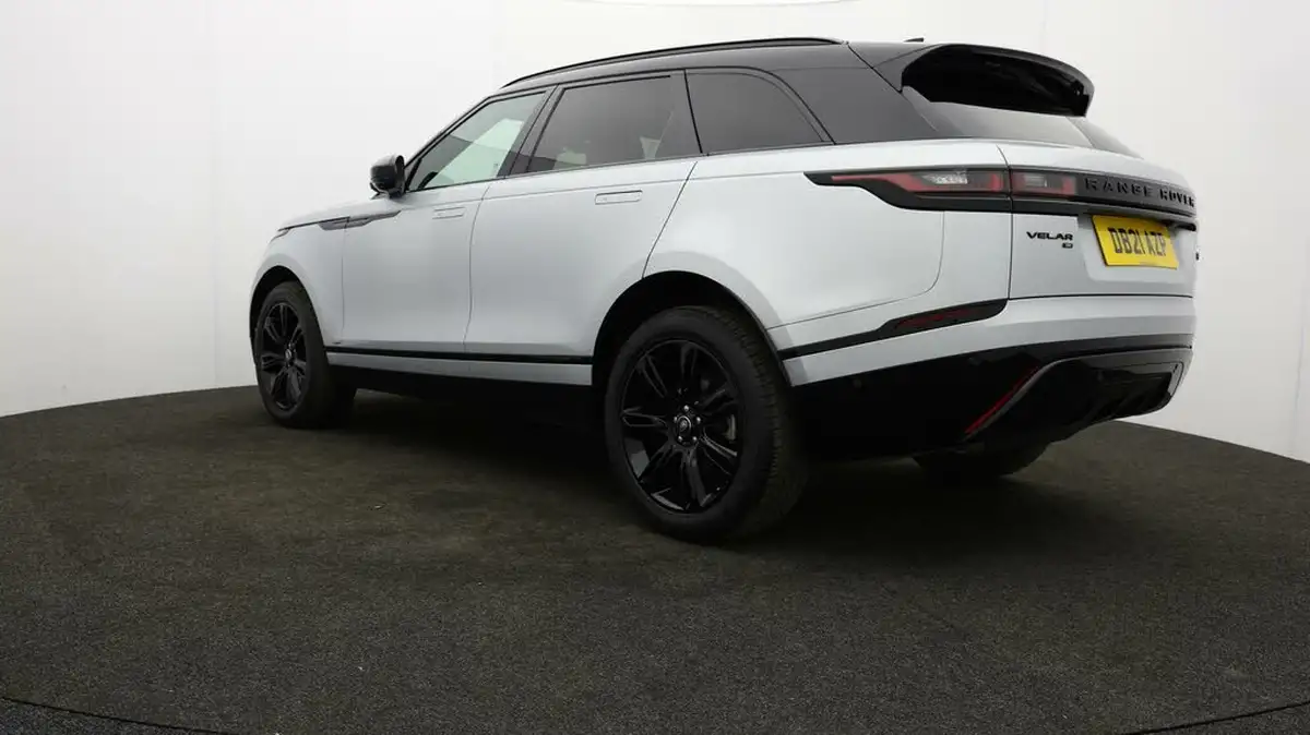 2021-land-rover-range-rover-velar-20-d200-velar-edition-big-5