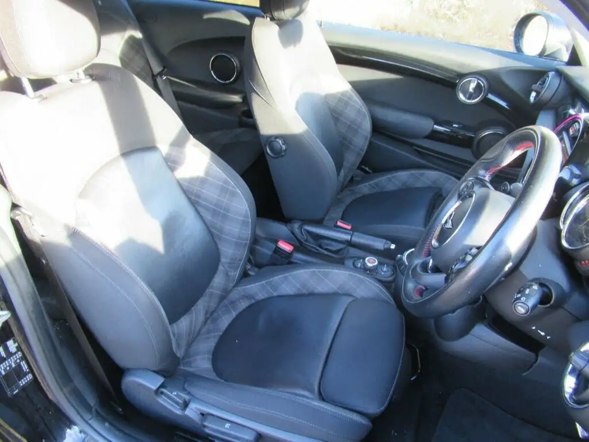 2017-mini-cooper-20-cooper-s-ss-hatchback-3d-sport-auto-big-5