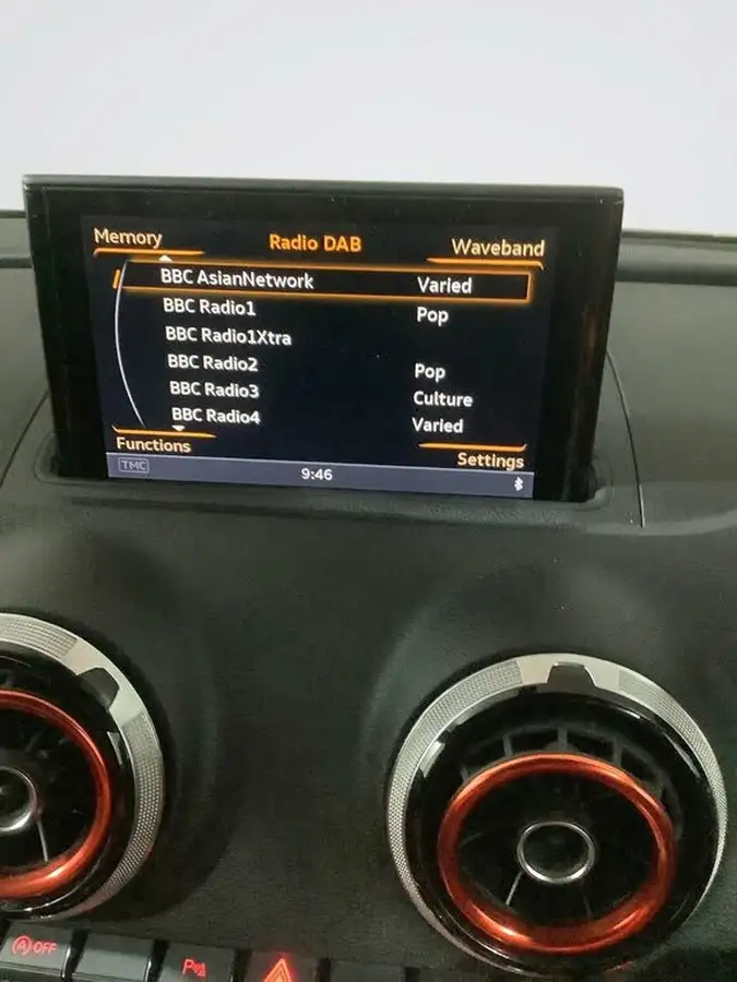 2015-audi-s3-20-hatchback-3d-s-tronic-big-22