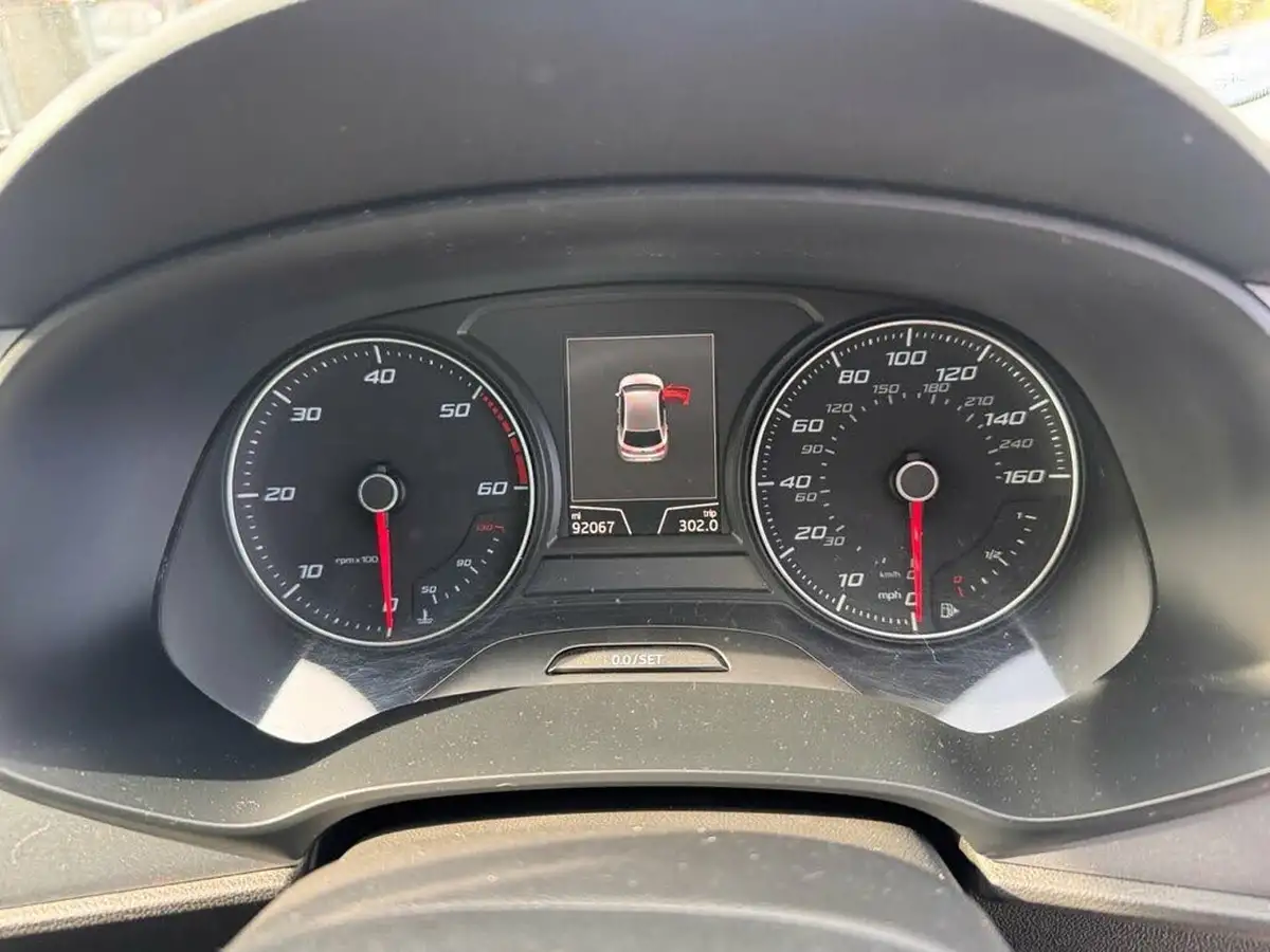 2016-seat-leon-20tdi-fr-tech-pack-150ps-hatchback-5d-big-8