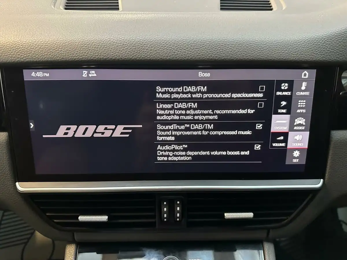 2019-porsche-cayenne-30-v6-coupe-big-27
