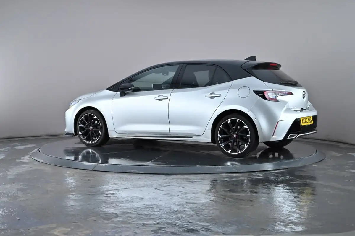 2022-toyota-corolla-18-vvt-i-gr-sport-120bhp-trk-hatchback-big-17