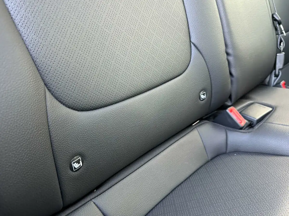 2018-kia-rio-14-3-big-72