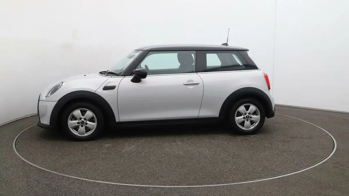 2021-mini-cooper-15-cooper-classic-hatchback-3d-big-3