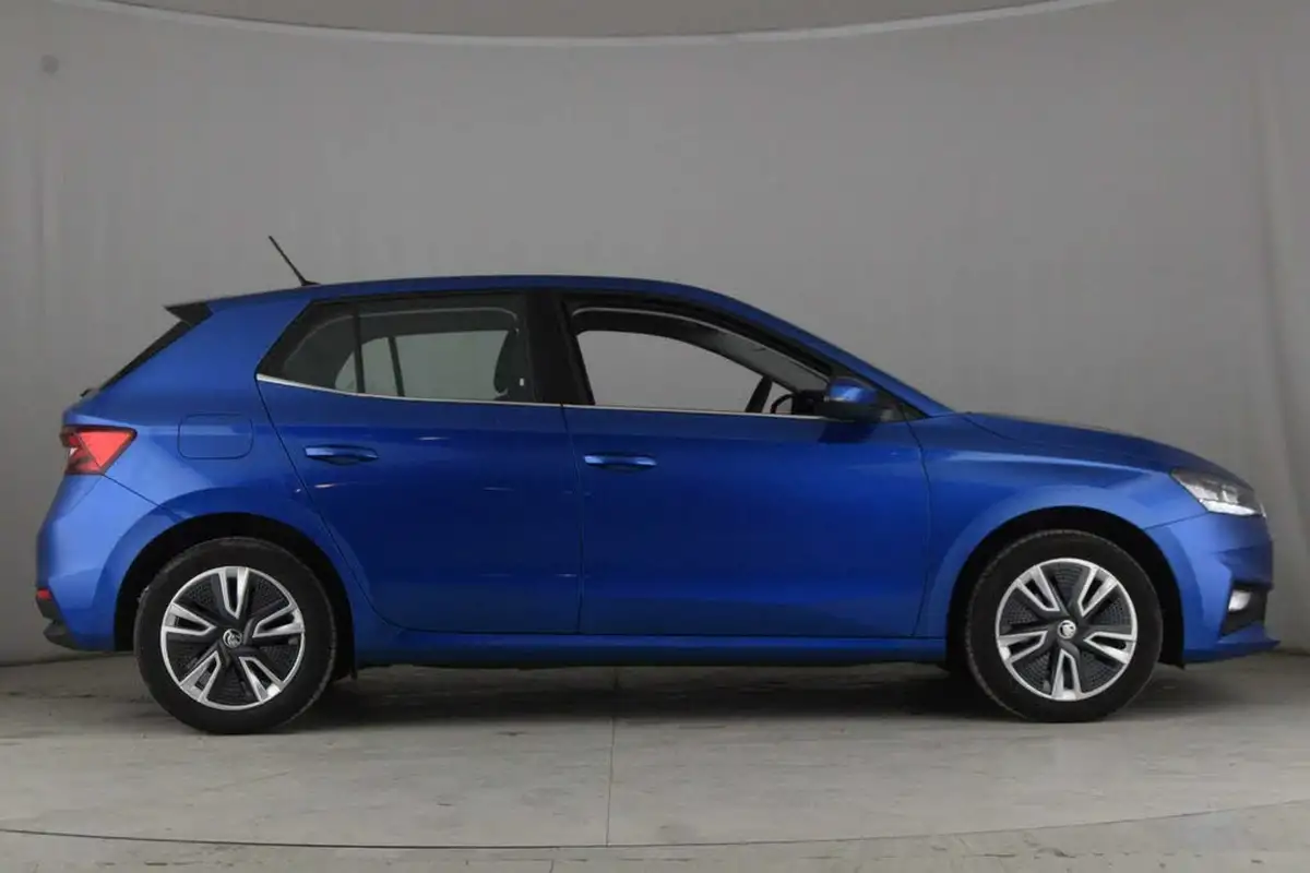 2022-skoda-fabia-10-tsi-se-l-109ps-hatchback-big-4