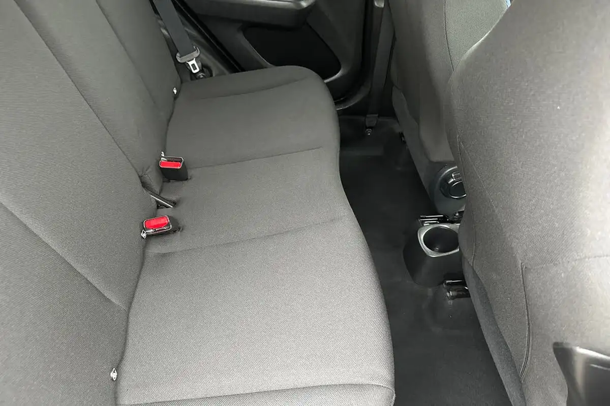 2019-citroen-c1-10-vti-airscape-urban-ride-big-21