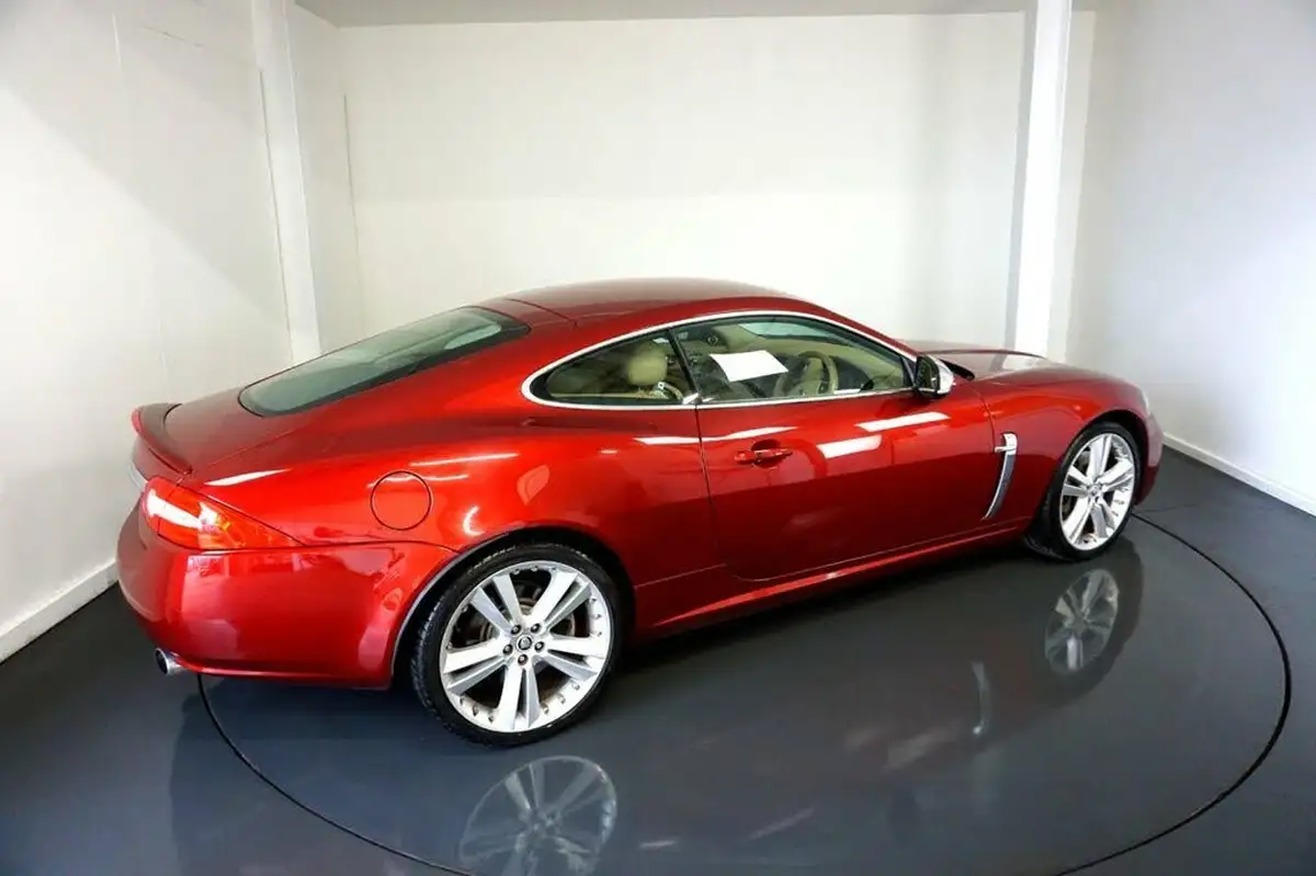 2010-jaguar-xk-50-portfolio-coupe-big-9