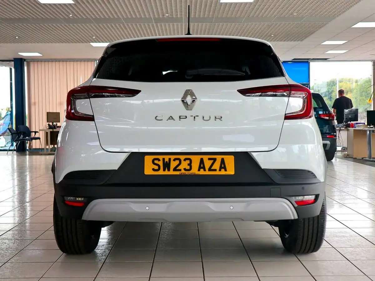 2023-renault-captur-10-tce-evolution-big-9