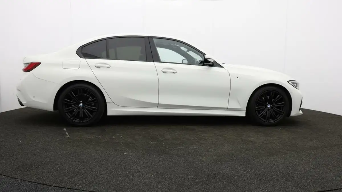 2020-bmw-3-series-20-320i-m-sport-tu-saloon-4d-big-31