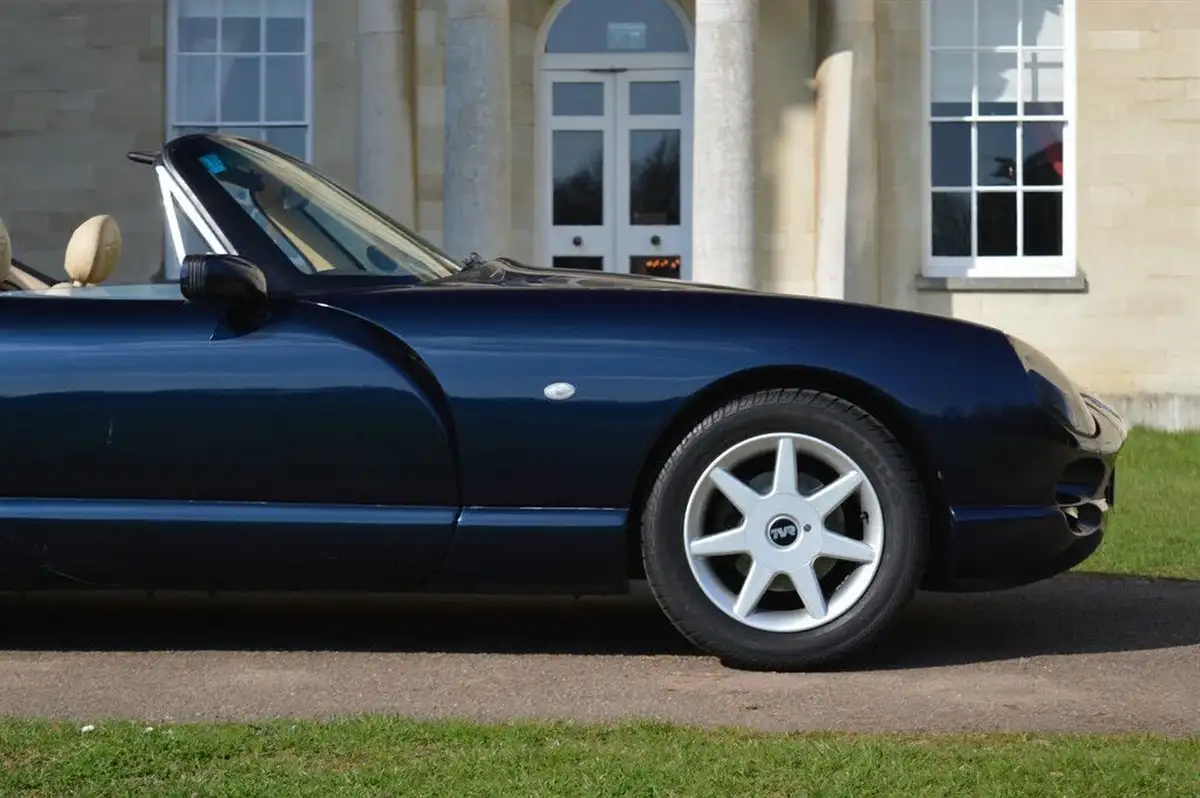 2001-tvr-chimaera-50-big-12