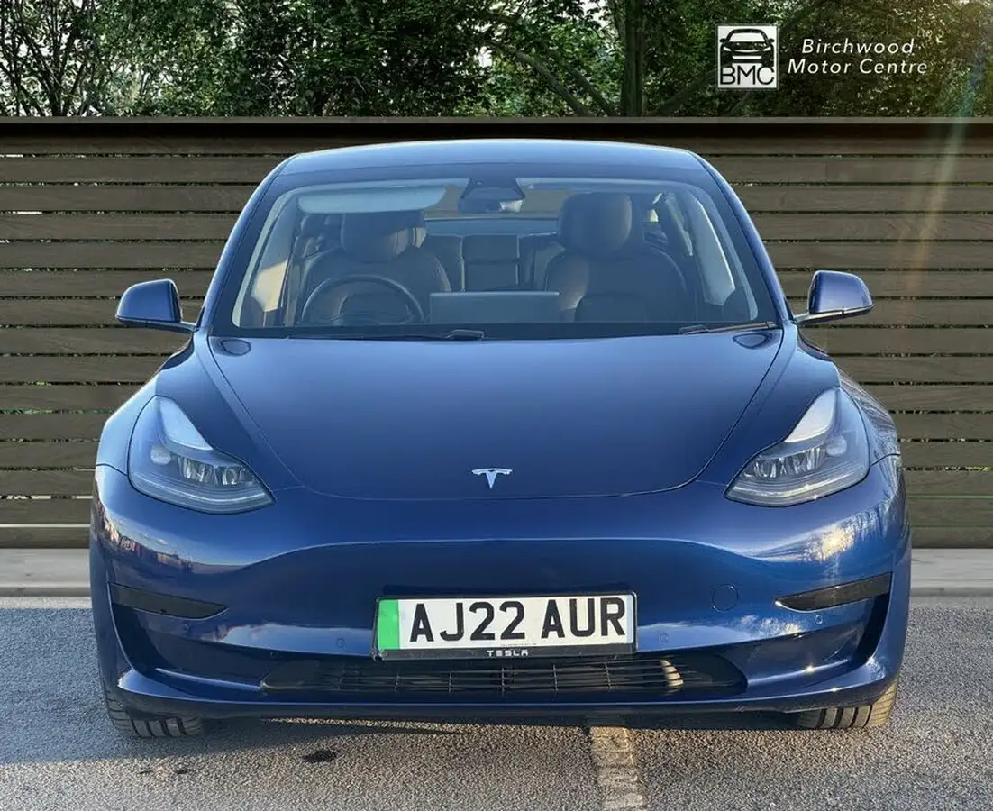 2022-tesla-model-3-e-rwd-big-1