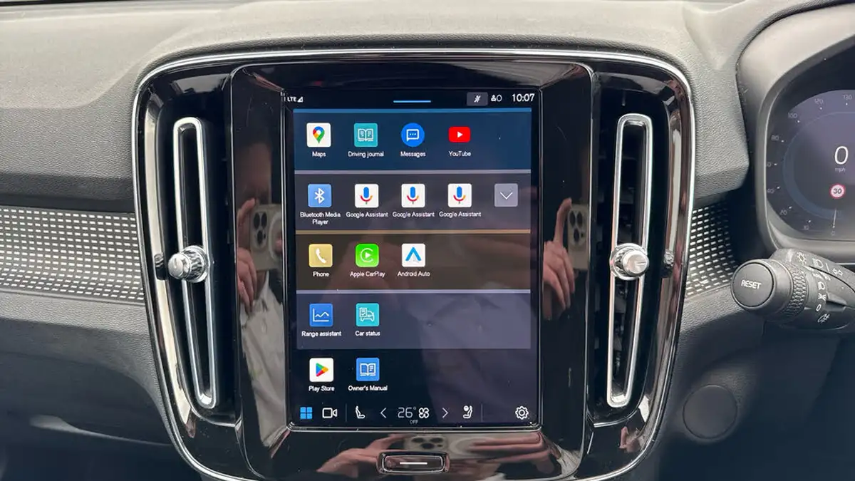 2021-volvo-xc40-e-twin-recharge-plus-big-11